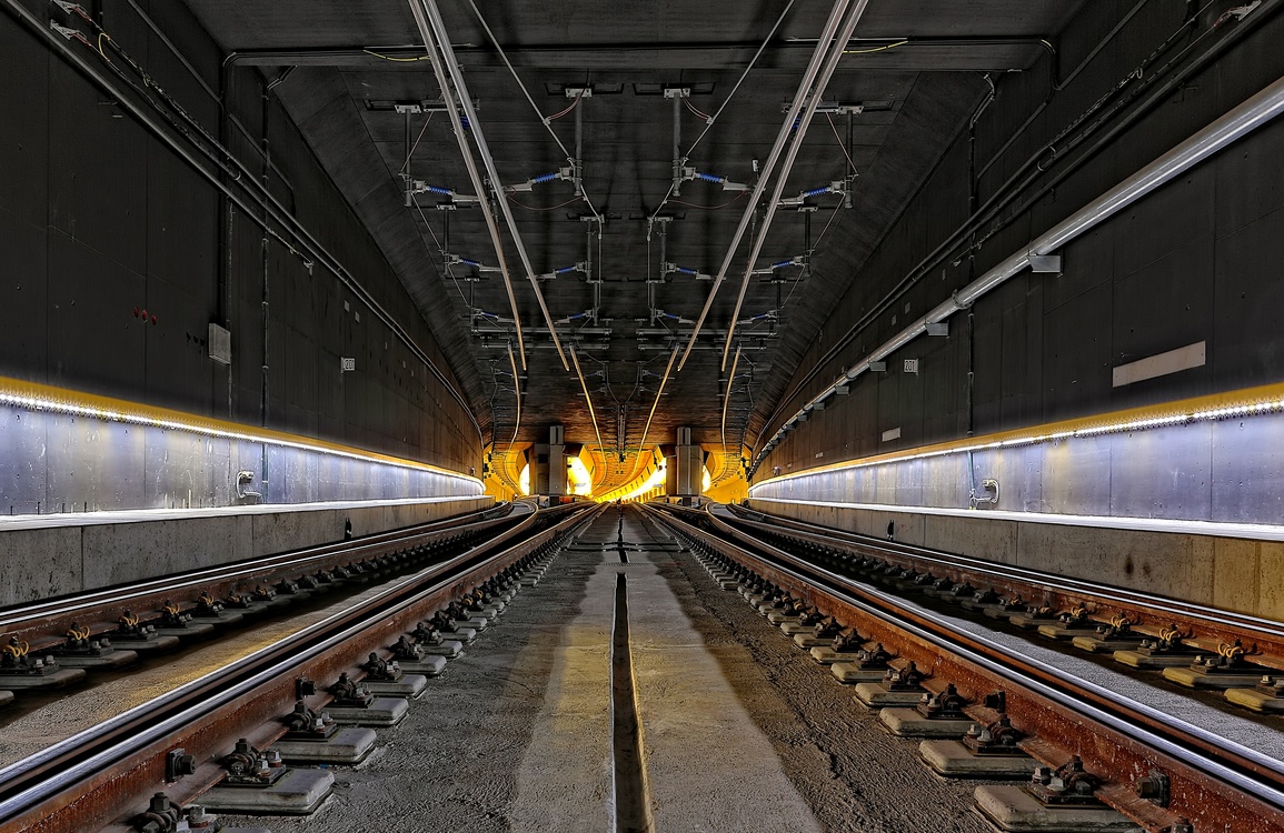 Steel,Tunnel,Metropolis