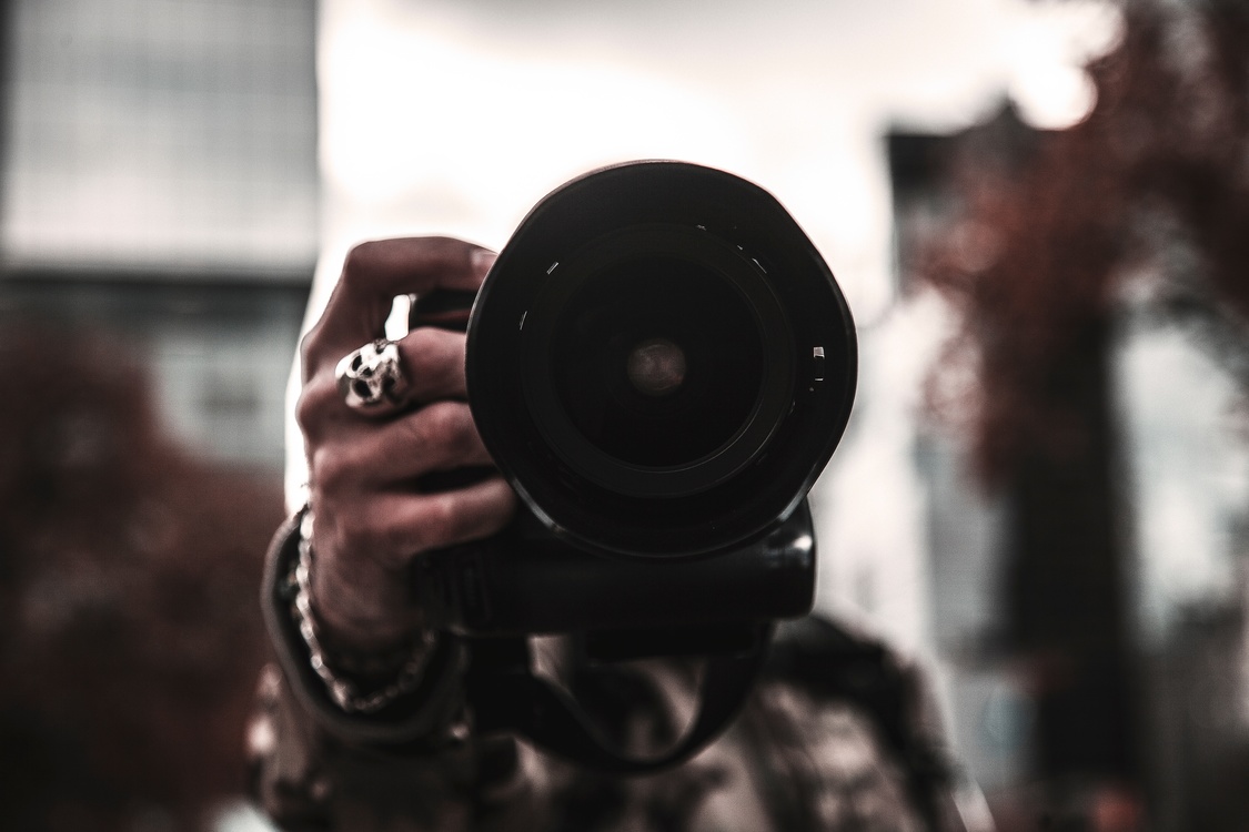 Single Lens Reflex Camera,Camera Operator,Photojournalist