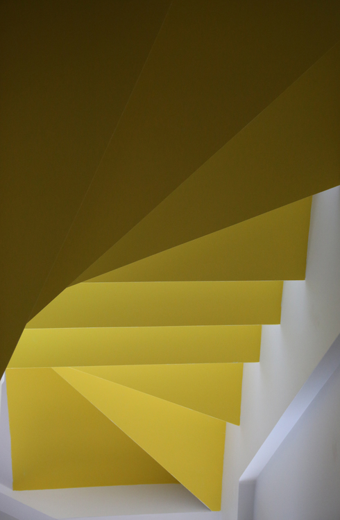 Triangle,Material,Yellow