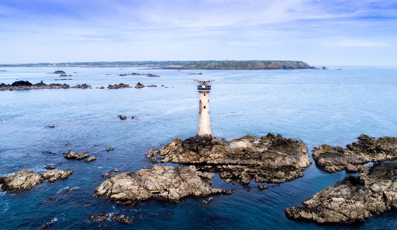 Lighthouse,Inlet,Skerry