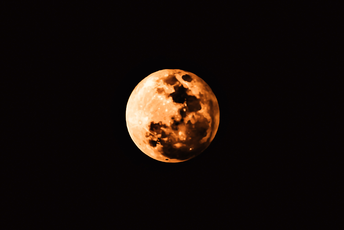 Moon,Full Moon,Atmosphere