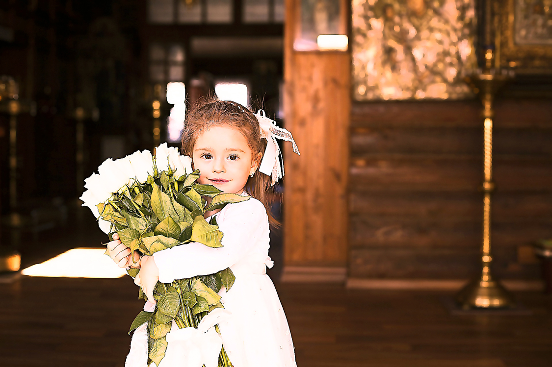 Child,Flower Girl,Ceremony