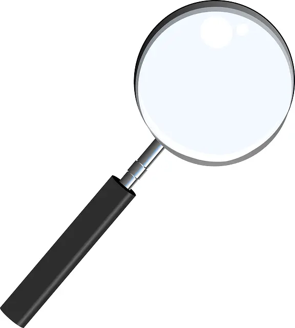 Classic Magnifying Glass