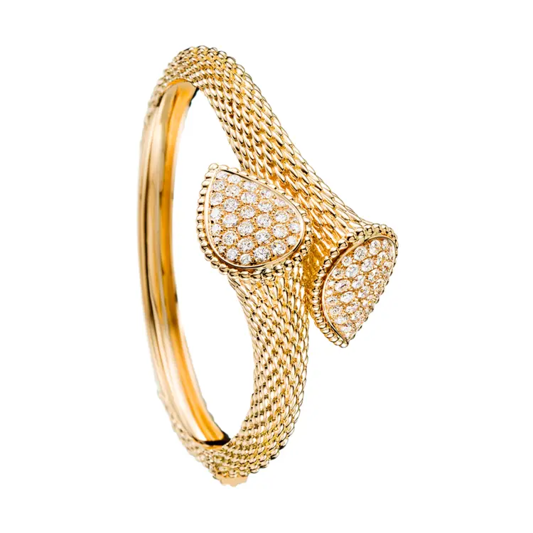 Elegant Gold Bracelet