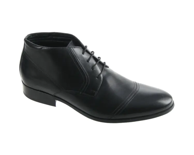 Classic Black Dress Shoe for Formal Occasions