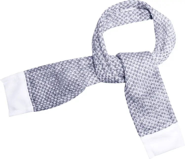 Stylish Gray Knitted Scarf