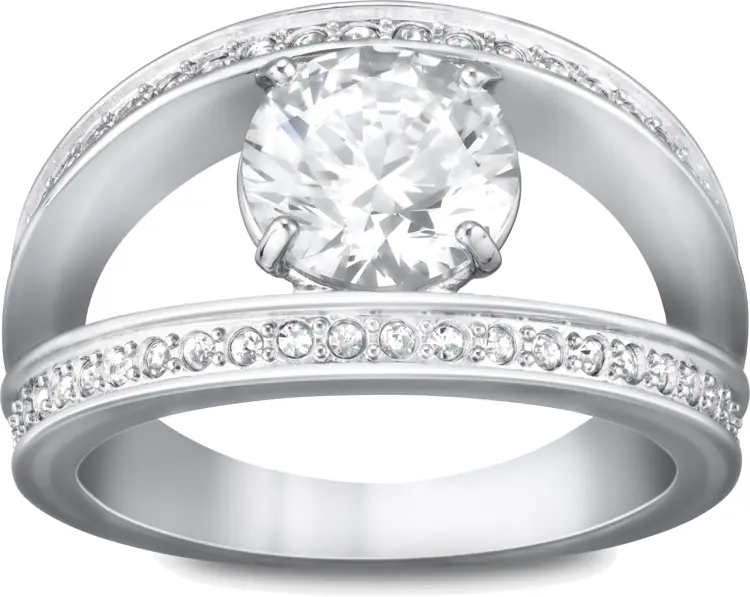 Luxurious Diamond Silver Ring