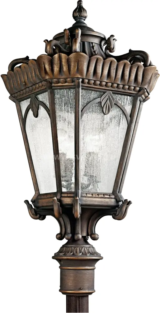 Vintage Street Lamp with Antique Design