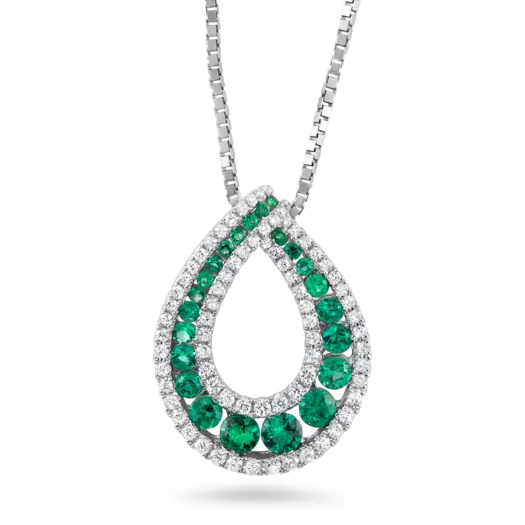 Elegant Emerald Pendant Necklace